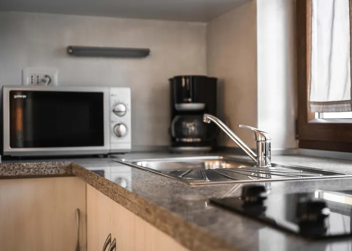 Teo Apartments